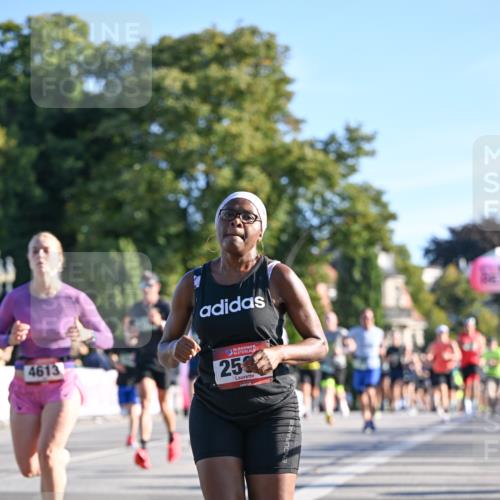 07.09.2025 - BARMER Alsterlauf Dr. Thomas Lammeyer http://msf.ph/oto/8708544 07.09.2025 09:31:04 Laufen 4613, 36, 25 meine-sportfotos.de