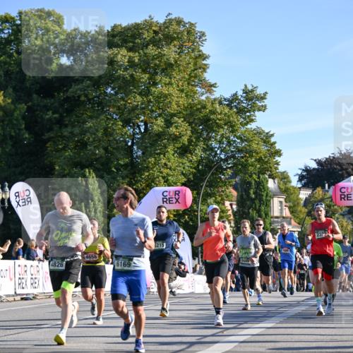 07.09.2025 - BARMER Alsterlauf Dr. Thomas Lammeyer http://msf.ph/oto/8708565 07.09.2025 09:31:08 Laufen 4826, 4658, 6169, 5215, 2086, 3449, 2322 meine-sportfotos.de