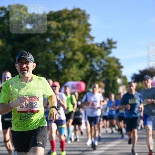 07.09.2025 - BARMER Alsterlauf Dr. Thomas Lammeyer http://msf.ph/oto/8708602 07.09.2025 09:31:14 Laufen 24, 2018, 982, 5544 meine-sportfotos.de