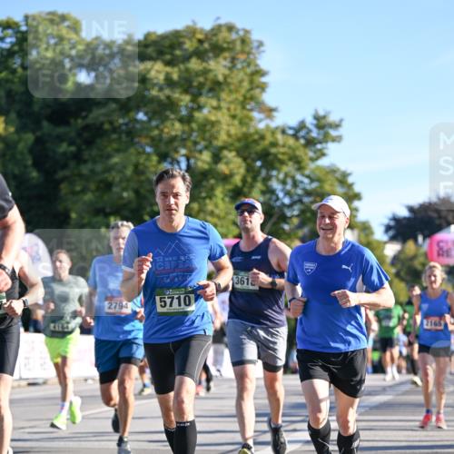 07.09.2025 - BARMER Alsterlauf Dr. Thomas Lammeyer http://msf.ph/oto/8708625 07.09.2025 09:31:18 Laufen 4164, 2794, 5710, 361 meine-sportfotos.de