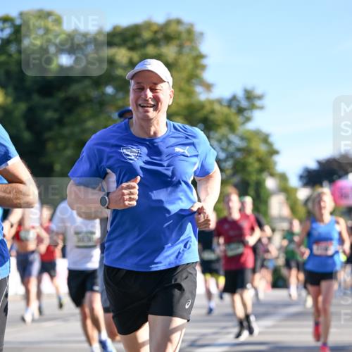 07.09.2025 - BARMER Alsterlauf Dr. Thomas Lammeyer http://msf.ph/oto/8708632 07.09.2025 09:31:19 Laufen  meine-sportfotos.de