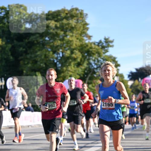 07.09.2025 - BARMER Alsterlauf Dr. Thomas Lammeyer http://msf.ph/oto/8708642 07.09.2025 09:31:21 Laufen 19, 992, 2165, 6421 meine-sportfotos.de