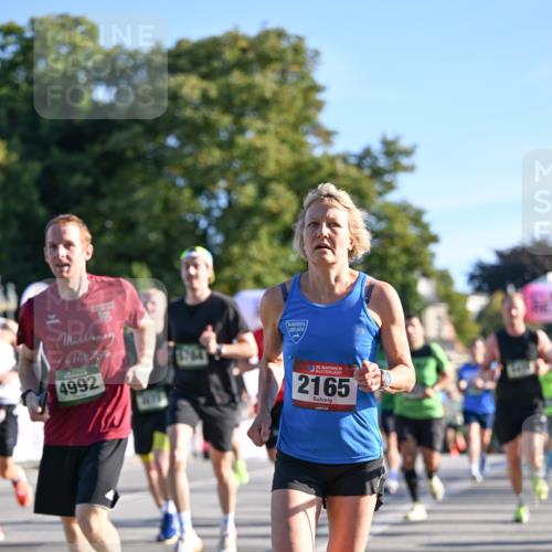 07.09.2025 - BARMER Alsterlauf Dr. Thomas Lammeyer http://msf.ph/oto/8708646 07.09.2025 09:31:21 Laufen 4992, 5764, 10136, 2165 meine-sportfotos.de