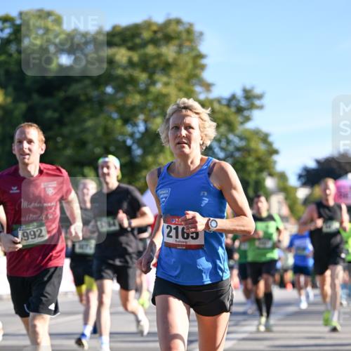 07.09.2025 - BARMER Alsterlauf Dr. Thomas Lammeyer http://msf.ph/oto/8708647 07.09.2025 09:31:22 Laufen 992, 2165 meine-sportfotos.de