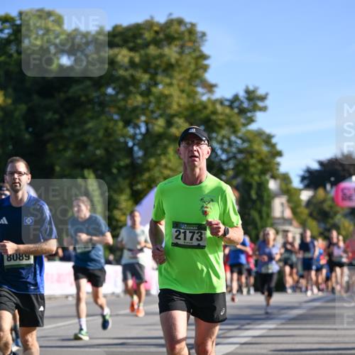 07.09.2025 - BARMER Alsterlauf Dr. Thomas Lammeyer http://msf.ph/oto/8708758 07.09.2025 09:31:42 Laufen 8089, 2173 meine-sportfotos.de