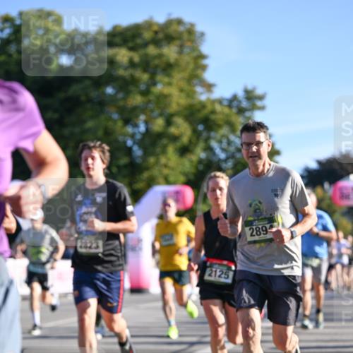 07.09.2025 - BARMER Alsterlauf Dr. Thomas Lammeyer http://msf.ph/oto/8708823 07.09.2025 09:31:53 Laufen 2823, 2125, 2894 meine-sportfotos.de