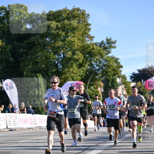 07.09.2025 - BARMER Alsterlauf Dr. Thomas Lammeyer http://msf.ph/oto/8708927 07.09.2025 09:32:10 Laufen 4300, 5543, 776, 4848 meine-sportfotos.de