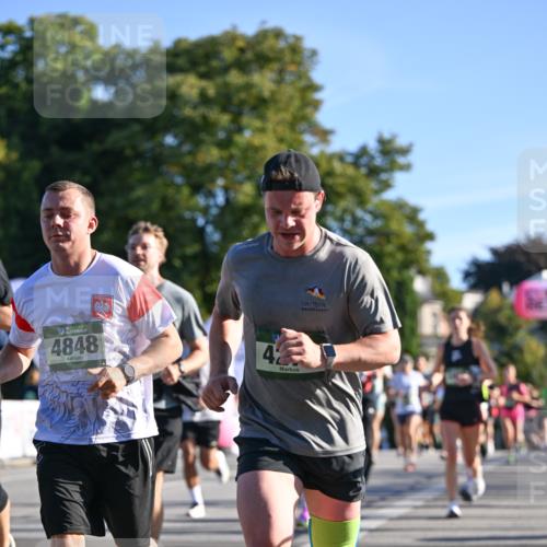 07.09.2025 - BARMER Alsterlauf Dr. Thomas Lammeyer http://msf.ph/oto/8708948 07.09.2025 09:32:13 Laufen 36, 4848, 42 meine-sportfotos.de