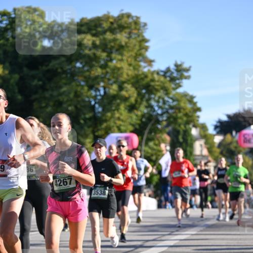 07.09.2025 - BARMER Alsterlauf Dr. Thomas Lammeyer http://msf.ph/oto/8708998 07.09.2025 09:32:20 Laufen 9, 36, 4267, 3538 meine-sportfotos.de