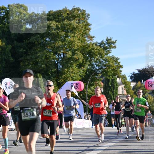 07.09.2025 - BARMER Alsterlauf Dr. Thomas Lammeyer http://msf.ph/oto/8709002 07.09.2025 09:32:21 Laufen 451, 5648, 4882, 3538, 4271, 5869, 8477 meine-sportfotos.de