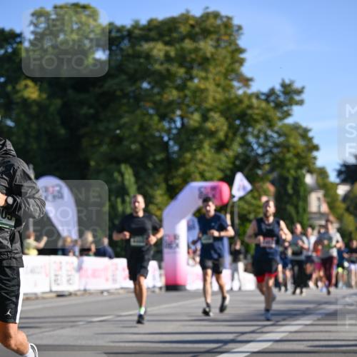 07.09.2025 - BARMER Alsterlauf Dr. Thomas Lammeyer http://msf.ph/oto/8709041 07.09.2025 09:32:29 Laufen  meine-sportfotos.de