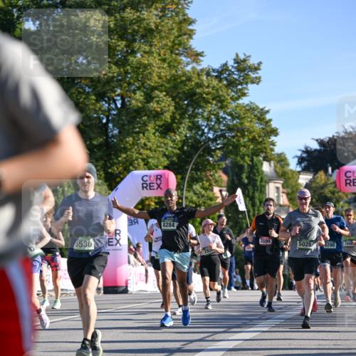 07.09.2025 - BARMER Alsterlauf Dr. Thomas Lammeyer http://msf.ph/oto/8709084 07.09.2025 09:32:40 Laufen 8284, 5530, 3599, 5026, 8290, 3948, 554 meine-sportfotos.de