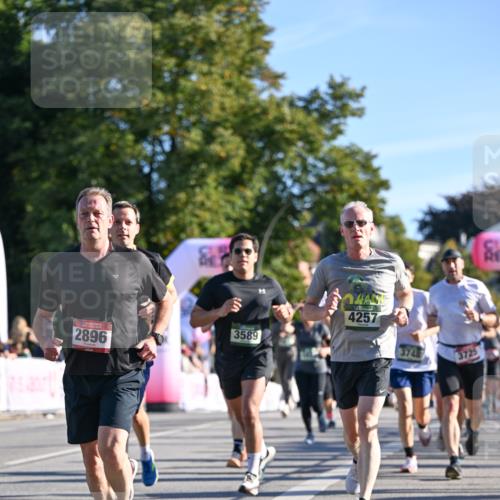 07.09.2025 - BARMER Alsterlauf Dr. Thomas Lammeyer http://msf.ph/oto/8709153 07.09.2025 09:32:51 Laufen 3589, 2896, 4257, 3748, 3725 meine-sportfotos.de