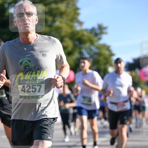 07.09.2025 - BARMER Alsterlauf Dr. Thomas Lammeyer http://msf.ph/oto/8709166 07.09.2025 09:32:53 Laufen 4, 36, 4257 meine-sportfotos.de