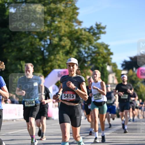 07.09.2025 - BARMER Alsterlauf Dr. Thomas Lammeyer http://msf.ph/oto/8709193 07.09.2025 09:32:59 Laufen 5968, 5415 meine-sportfotos.de