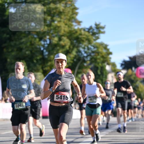 07.09.2025 - BARMER Alsterlauf Dr. Thomas Lammeyer http://msf.ph/oto/8709195 07.09.2025 09:32:59 Laufen 5968, 5415 meine-sportfotos.de