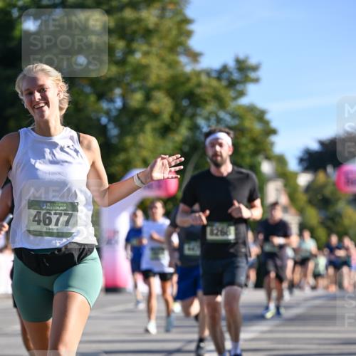 07.09.2025 - BARMER Alsterlauf Dr. Thomas Lammeyer http://msf.ph/oto/8709210 07.09.2025 09:33:01 Laufen 36, 4677, 8268, 564 meine-sportfotos.de