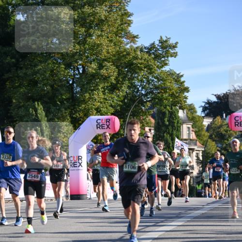 07.09.2025 - BARMER Alsterlauf Dr. Thomas Lammeyer http://msf.ph/oto/8709227 07.09.2025 09:33:04 Laufen 3330, 2549, 2445, 312, 6106, 616105, 5433, 2839, 5324 meine-sportfotos.de