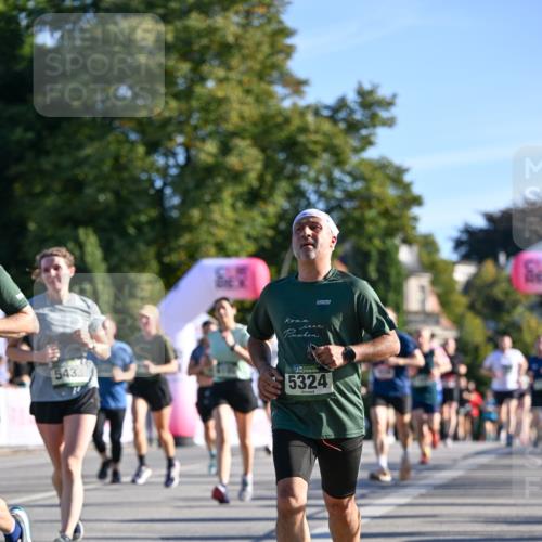 07.09.2025 - BARMER Alsterlauf Dr. Thomas Lammeyer http://msf.ph/oto/8709251 07.09.2025 09:33:08 Laufen 5433, 5324 meine-sportfotos.de