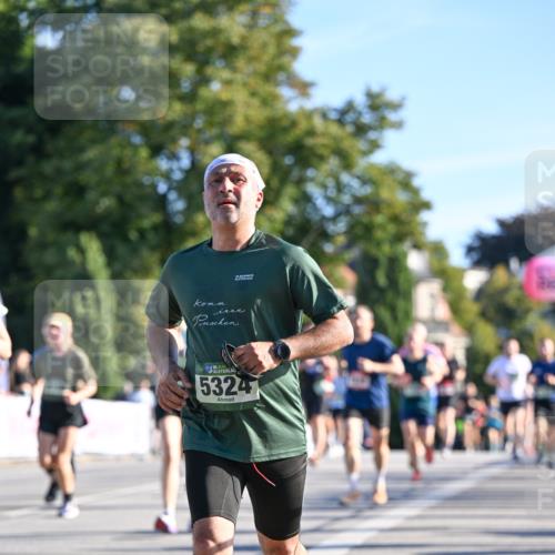 07.09.2025 - BARMER Alsterlauf Dr. Thomas Lammeyer http://msf.ph/oto/8709256 07.09.2025 09:33:08 Laufen 36, 5324 meine-sportfotos.de