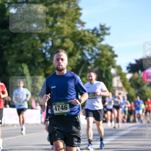 07.09.2025 - BARMER Alsterlauf Dr. Thomas Lammeyer http://msf.ph/oto/8709291 07.09.2025 09:33:14 Laufen 136, 4746 meine-sportfotos.de