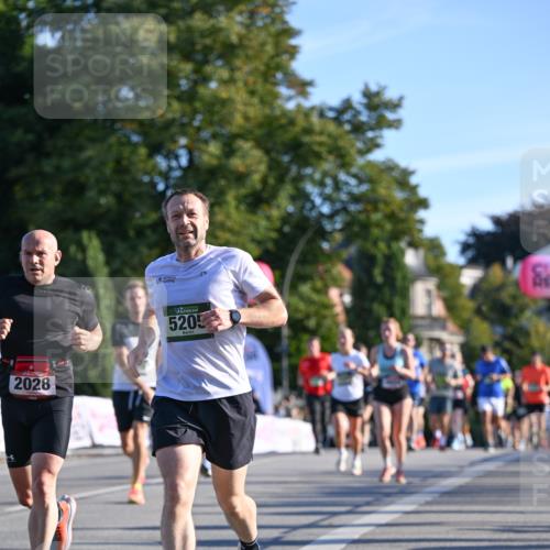07.09.2025 - BARMER Alsterlauf Dr. Thomas Lammeyer http://msf.ph/oto/8709297 07.09.2025 09:33:15 Laufen 1805, 2028, 5205 meine-sportfotos.de