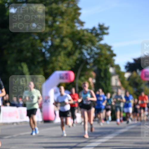 07.09.2025 - BARMER Alsterlauf Dr. Thomas Lammeyer http://msf.ph/oto/8709308 07.09.2025 09:33:17 Laufen  meine-sportfotos.de