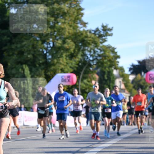 07.09.2025 - BARMER Alsterlauf Dr. Thomas Lammeyer http://msf.ph/oto/8709329 07.09.2025 09:33:20 Laufen 34 meine-sportfotos.de