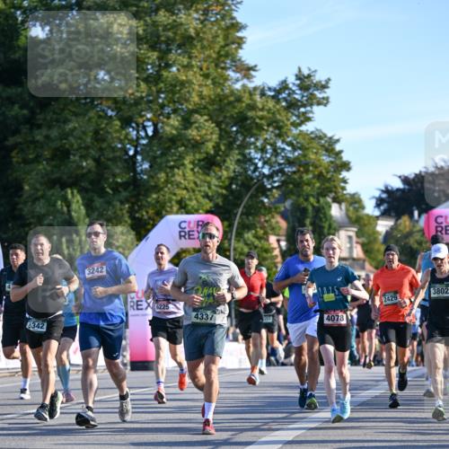 07.09.2025 - BARMER Alsterlauf Dr. Thomas Lammeyer http://msf.ph/oto/8709336 07.09.2025 09:33:21 Laufen 5342, 3242, 6225, 025, 3802, 2429, 4337, 4078, 54 meine-sportfotos.de