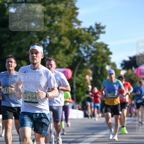 07.09.2025 - BARMER Alsterlauf Dr. Thomas Lammeyer http://msf.ph/oto/8709400 07.09.2025 09:33:33 Laufen 2494 meine-sportfotos.de