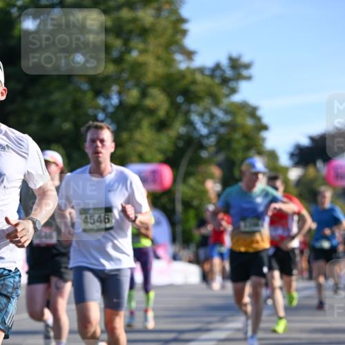 07.09.2025 - BARMER Alsterlauf Dr. Thomas Lammeyer http://msf.ph/oto/8709404 07.09.2025 09:33:33 Laufen 4546 meine-sportfotos.de