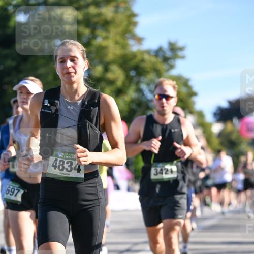 07.09.2025 - BARMER Alsterlauf Dr. Thomas Lammeyer http://msf.ph/oto/8709480 07.09.2025 09:33:45 Laufen 697, 16136, 4834, 3424 meine-sportfotos.de