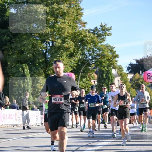 07.09.2025 - BARMER Alsterlauf Dr. Thomas Lammeyer http://msf.ph/oto/8709490 07.09.2025 09:33:48 Laufen 50, 4578, 333, 5459, 4327, 3 meine-sportfotos.de
