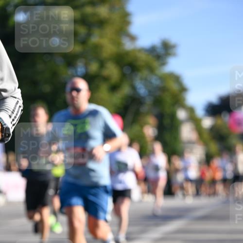 07.09.2025 - BARMER Alsterlauf Dr. Thomas Lammeyer http://msf.ph/oto/8709525 07.09.2025 09:33:54 Laufen  meine-sportfotos.de