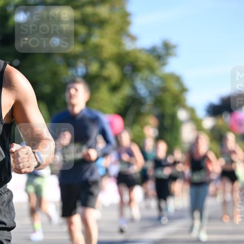 07.09.2025 - BARMER Alsterlauf Dr. Thomas Lammeyer http://msf.ph/oto/8709601 07.09.2025 09:34:08 Laufen  meine-sportfotos.de