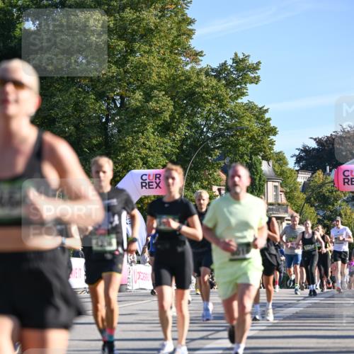 07.09.2025 - BARMER Alsterlauf Dr. Thomas Lammeyer http://msf.ph/oto/8709625 07.09.2025 09:34:13 Laufen 275540, 2002 meine-sportfotos.de