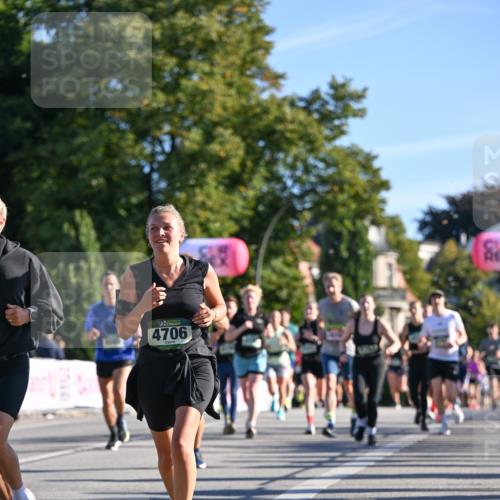 07.09.2025 - BARMER Alsterlauf Dr. Thomas Lammeyer http://msf.ph/oto/8709642 07.09.2025 09:34:16 Laufen 4706 meine-sportfotos.de