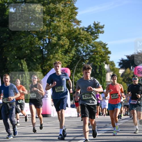 07.09.2025 - BARMER Alsterlauf Dr. Thomas Lammeyer http://msf.ph/oto/8709694 07.09.2025 09:34:24 Laufen 3696, 5190, 2800, 4760, 4241, 5996 meine-sportfotos.de