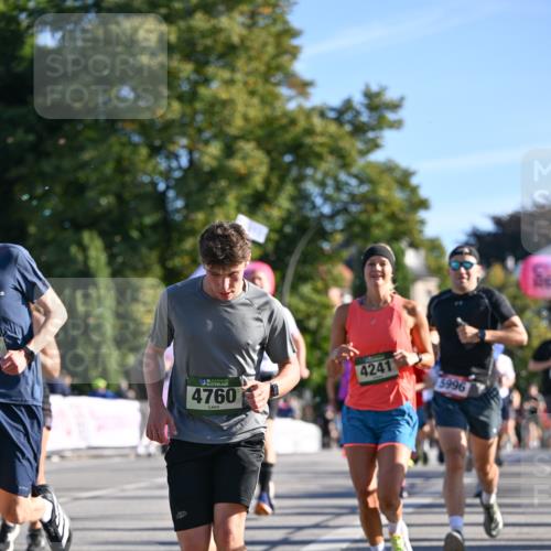 07.09.2025 - BARMER Alsterlauf Dr. Thomas Lammeyer http://msf.ph/oto/8709702 07.09.2025 09:34:25 Laufen 4760, 4241, 5996 meine-sportfotos.de