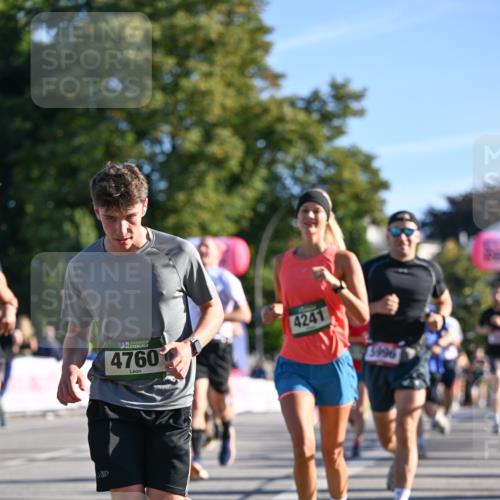 07.09.2025 - BARMER Alsterlauf Dr. Thomas Lammeyer http://msf.ph/oto/8709705 07.09.2025 09:34:26 Laufen 4760, 4241, 5996 meine-sportfotos.de
