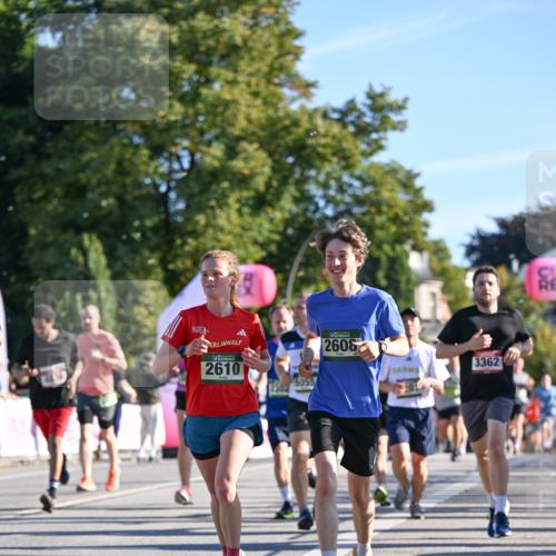 07.09.2025 - BARMER Alsterlauf Dr. Thomas Lammeyer http://msf.ph/oto/8709721 07.09.2025 09:34:28 Laufen 2610, 2302, 5055, 2608, 201, 3362 meine-sportfotos.de