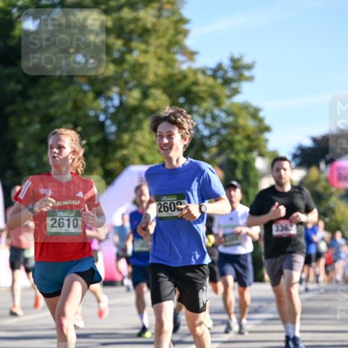 07.09.2025 - BARMER Alsterlauf Dr. Thomas Lammeyer http://msf.ph/oto/8709726 07.09.2025 09:34:29 Laufen 2610, 260, 3362 meine-sportfotos.de