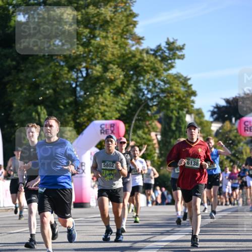 07.09.2025 - BARMER Alsterlauf Dr. Thomas Lammeyer http://msf.ph/oto/8709760 07.09.2025 09:34:35 Laufen 5802, 6138 meine-sportfotos.de