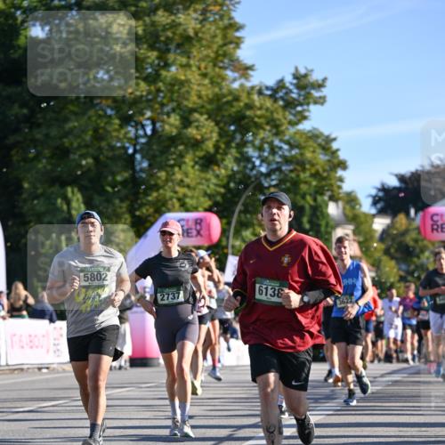 07.09.2025 - BARMER Alsterlauf Dr. Thomas Lammeyer http://msf.ph/oto/8709766 07.09.2025 09:34:36 Laufen 6, 5802, 2737, 6138, 3622 meine-sportfotos.de