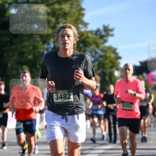 07.09.2025 - BARMER Alsterlauf Dr. Thomas Lammeyer http://msf.ph/oto/8709795 07.09.2025 09:34:43 Laufen 136, 3482, 8251 meine-sportfotos.de