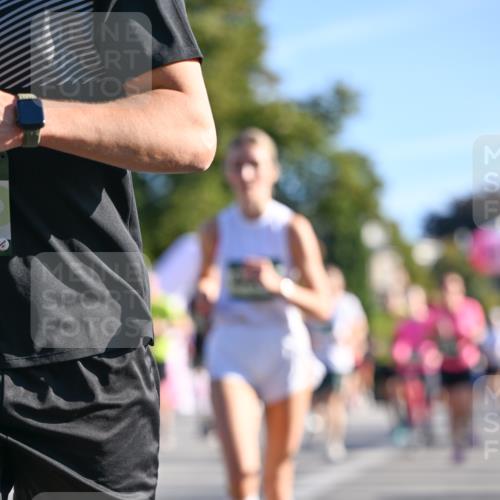 07.09.2025 - BARMER Alsterlauf Dr. Thomas Lammeyer http://msf.ph/oto/8709829 07.09.2025 09:34:48 Laufen  meine-sportfotos.de