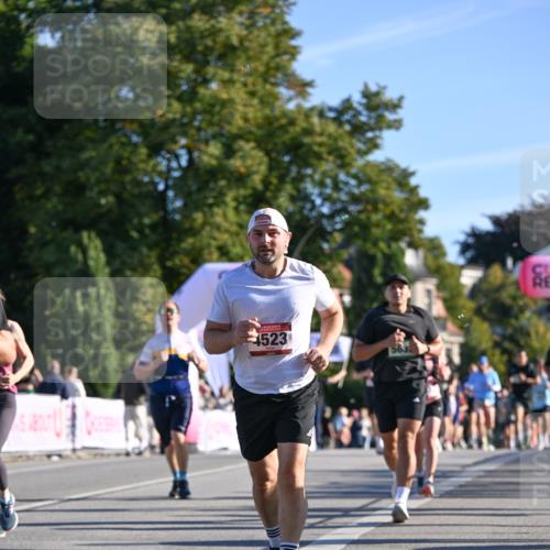 07.09.2025 - BARMER Alsterlauf Dr. Thomas Lammeyer http://msf.ph/oto/8709873 07.09.2025 09:34:57 Laufen 4523, 563 meine-sportfotos.de