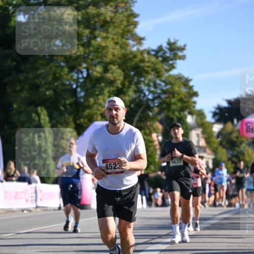 07.09.2025 - BARMER Alsterlauf Dr. Thomas Lammeyer http://msf.ph/oto/8709875 07.09.2025 09:34:57 Laufen 4523, 5637 meine-sportfotos.de