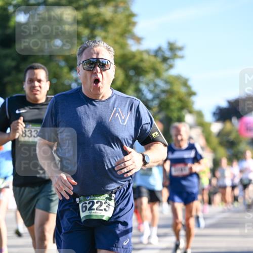 07.09.2025 - BARMER Alsterlauf Dr. Thomas Lammeyer http://msf.ph/oto/8709917 07.09.2025 09:35:07 Laufen 833, 1, 6223 meine-sportfotos.de