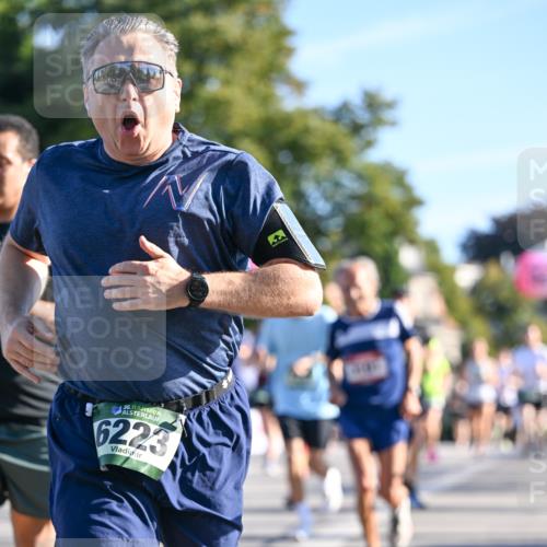 07.09.2025 - BARMER Alsterlauf Dr. Thomas Lammeyer http://msf.ph/oto/8709919 07.09.2025 09:35:07 Laufen 36, 6223 meine-sportfotos.de